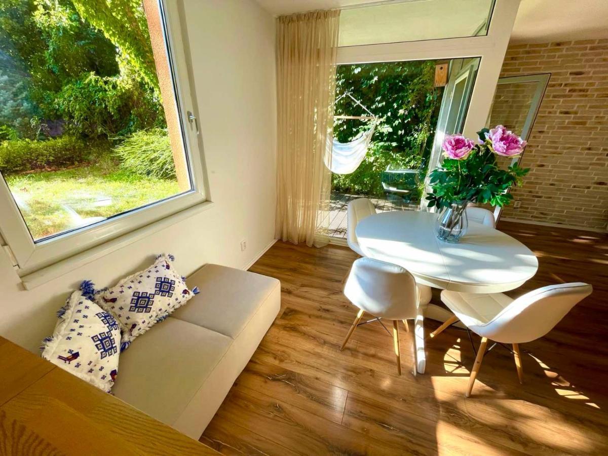 70M2 Romantic Living In The Old Town With Garden Pozsony Kültér fotó