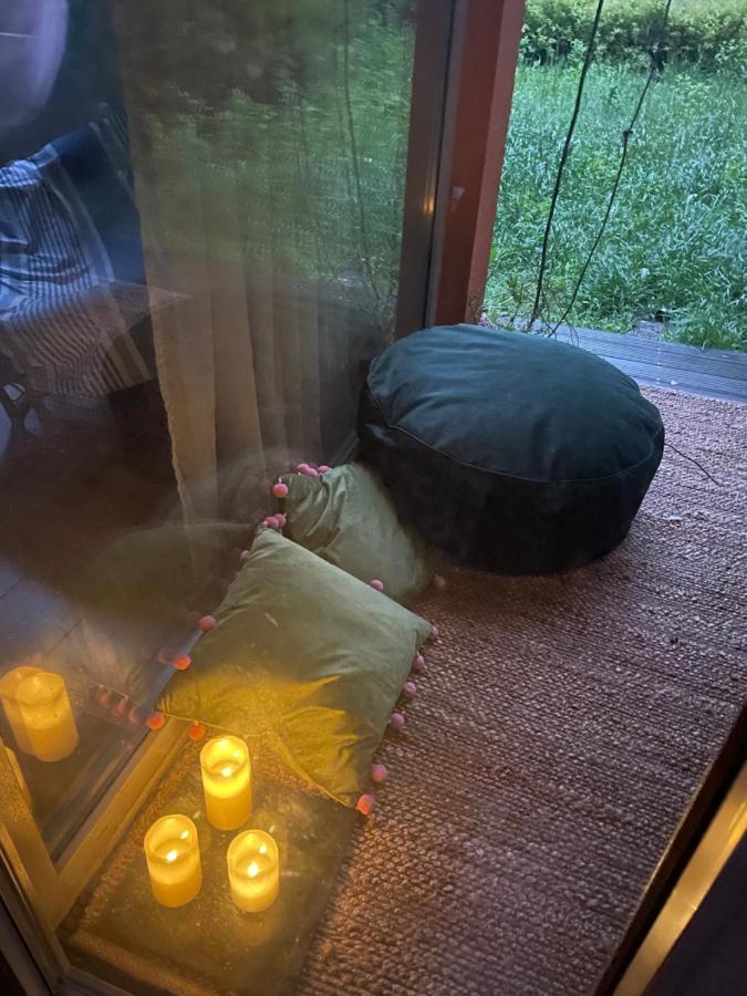 70M2 Romantic Living In The Old Town With Garden Pozsony Kültér fotó